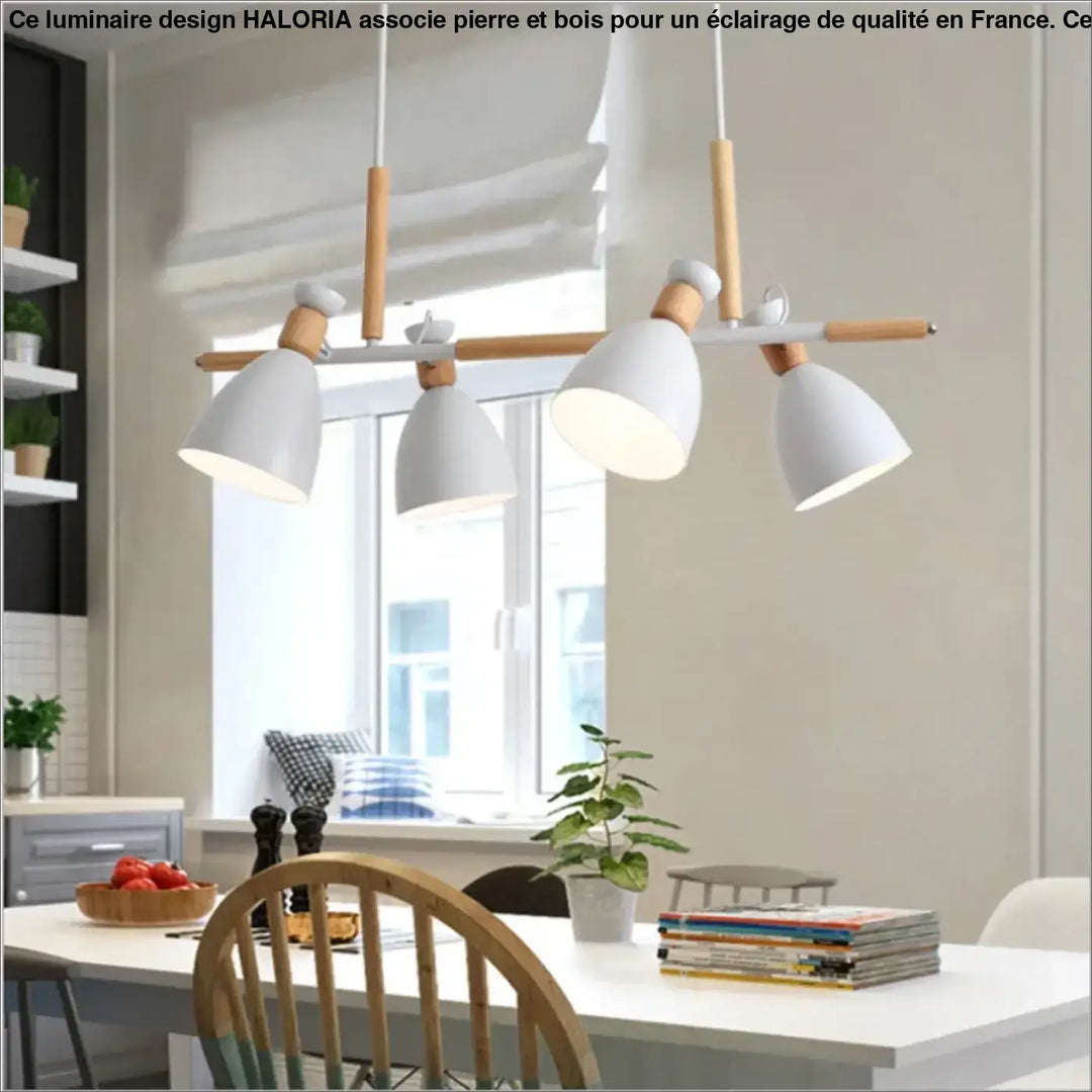 Suspension luminaire design moderne en pierre et bois avec trois têtes réglables au-dessus d’une table ou d’un coin salon