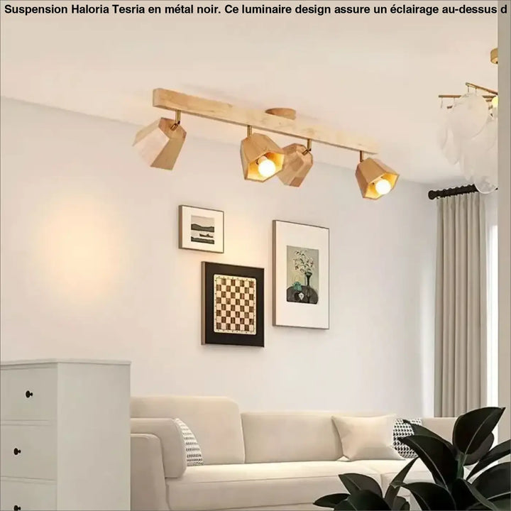 Suspension luminaire design moderne noir en metal avec trois abat-jours géométriques en bois clair pour au-dessus d’une table