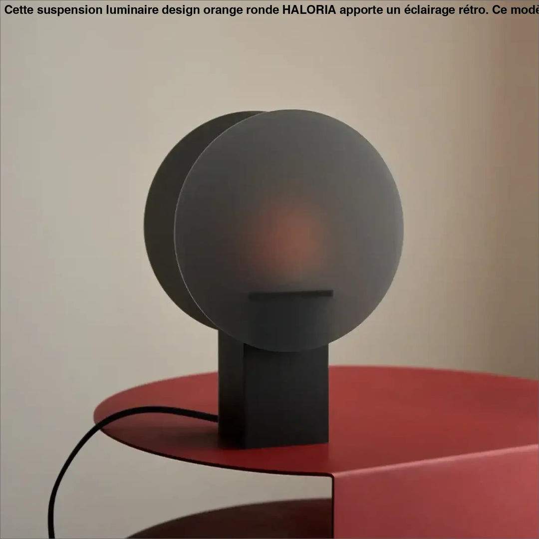 Lampe de chevet lumineuse noire mate avec abat-jour circulaire en couches pour une lumière douce et lumière ambrée