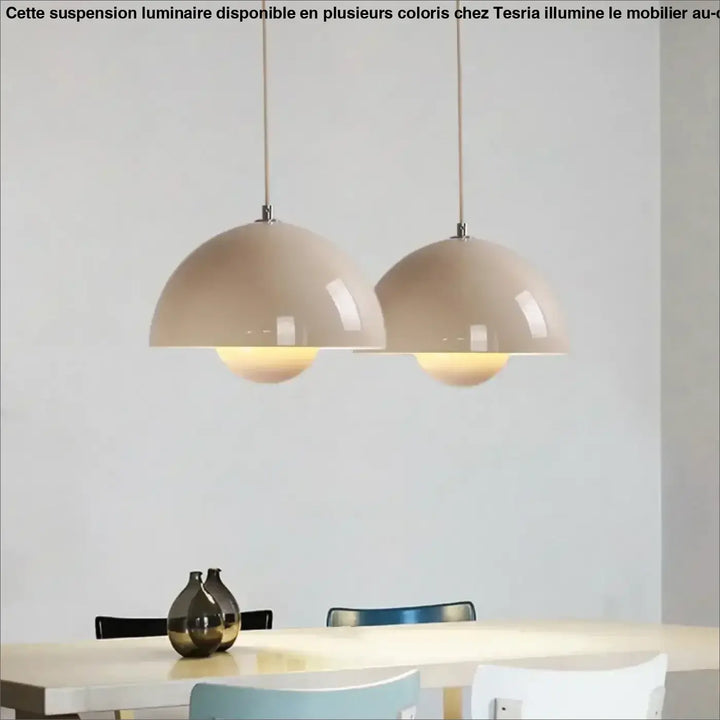 Suspension luminaire disponible dans toutes les couleurs possibles

