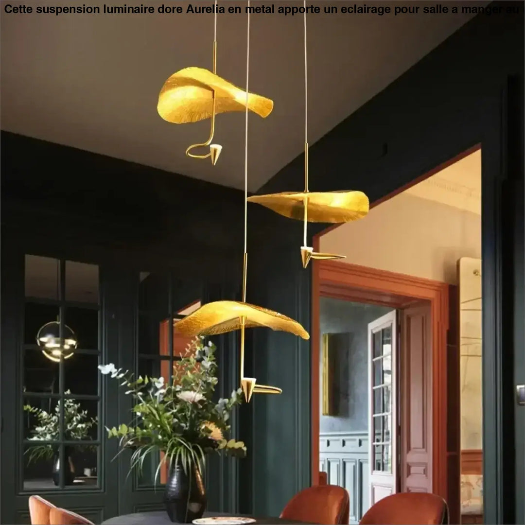 Suspension luminaire doré au design original pour salle à manger
