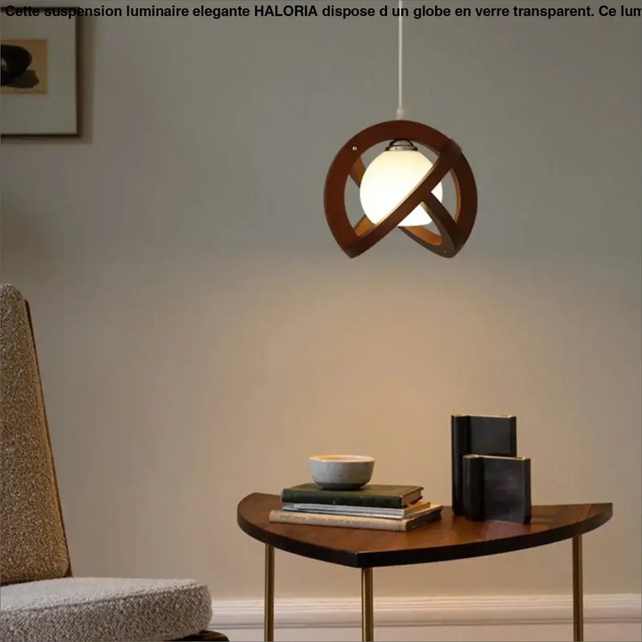 Suspension luminaire noelia en bois chaleureux avec ampoule sphérique en verre dépoli et design inspirée de tressage artisanal