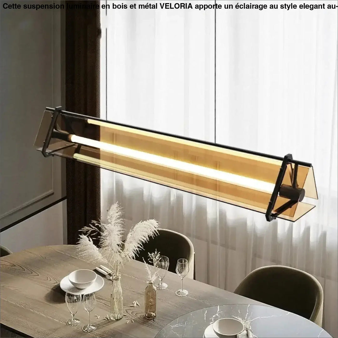 Suspension Longue Industrielle Avec Éclairage Intégré

