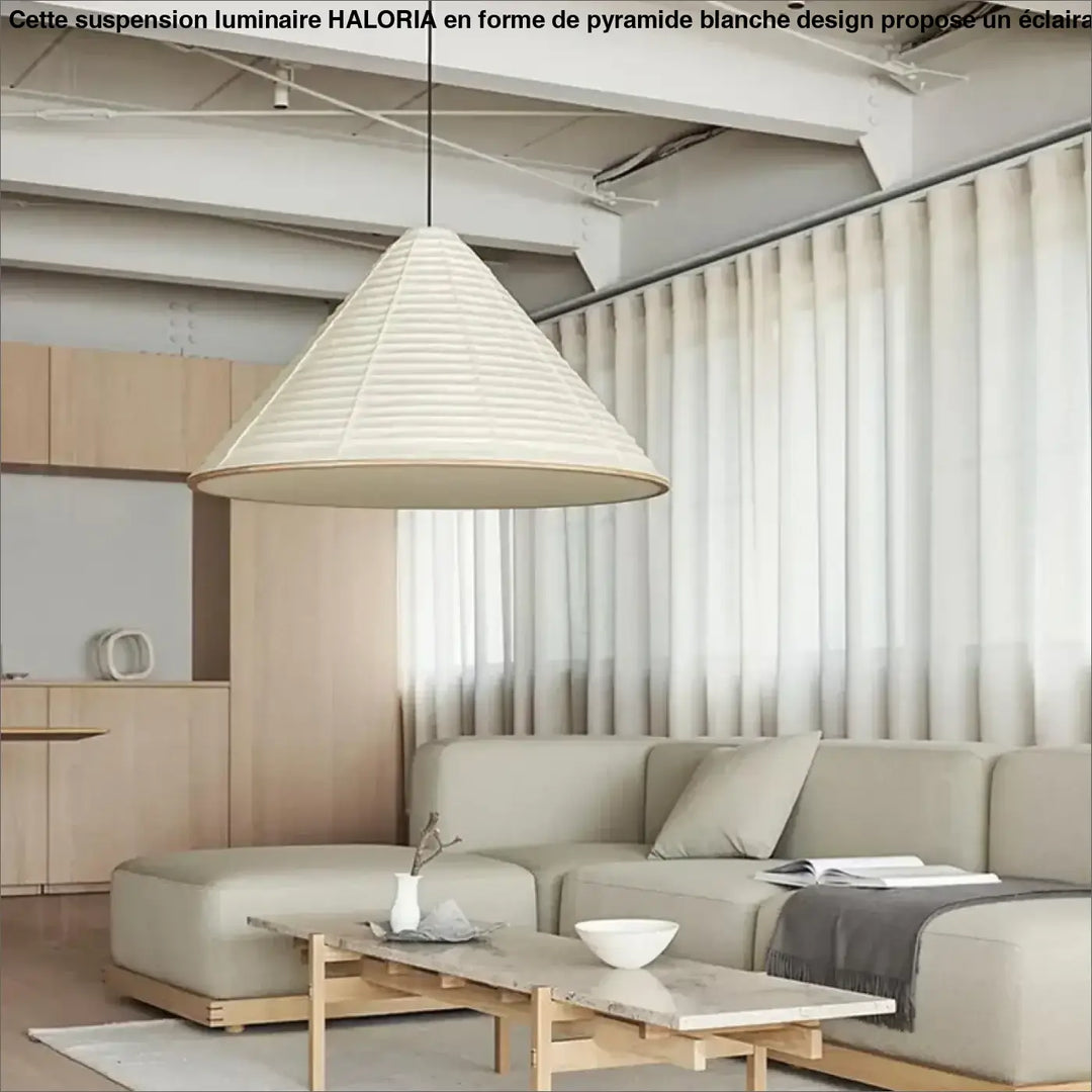 Suspension luminaire en forme de pyramide blanche design originale

