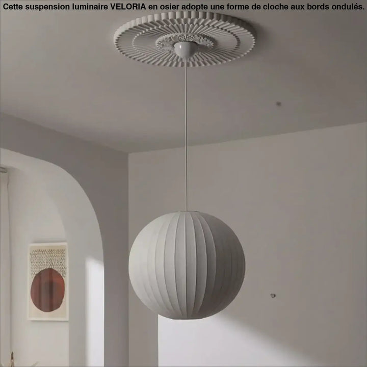 Suspension boule blanche plissée style scandinave moderne

