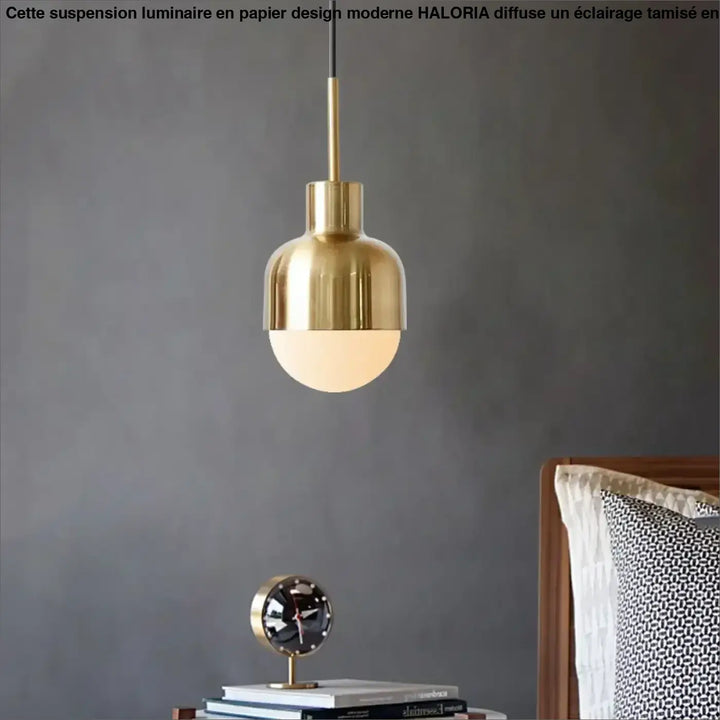 Suspension luminaire en métal doré à lumière blanche design