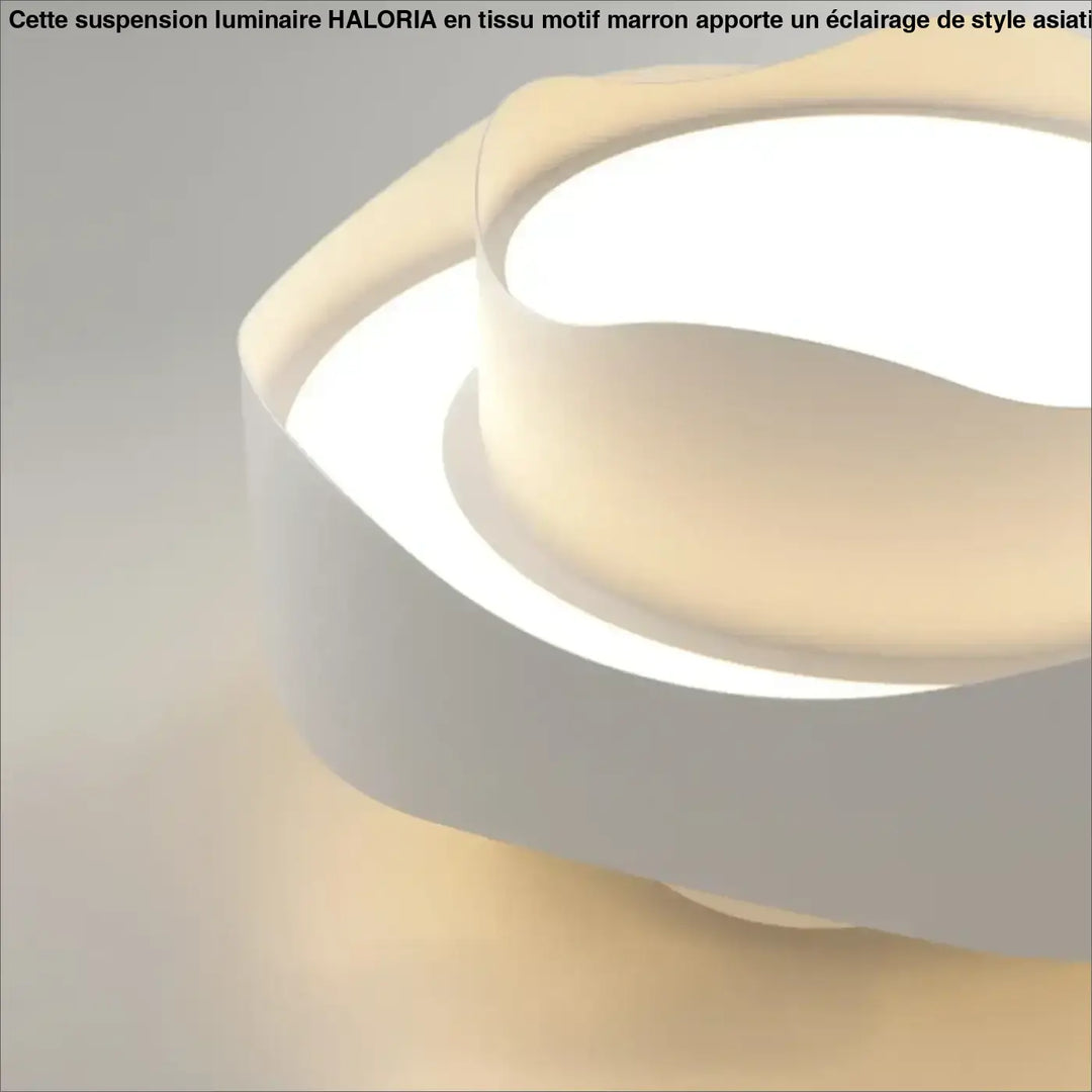 Suspension blanche design sculptural courbes ondulées déco