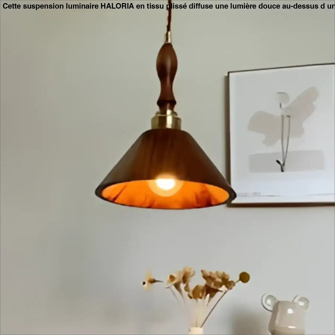 Suspension luminaire juliana en laiton chaud avec abat-jour conique et bois naturel pour salle à manger