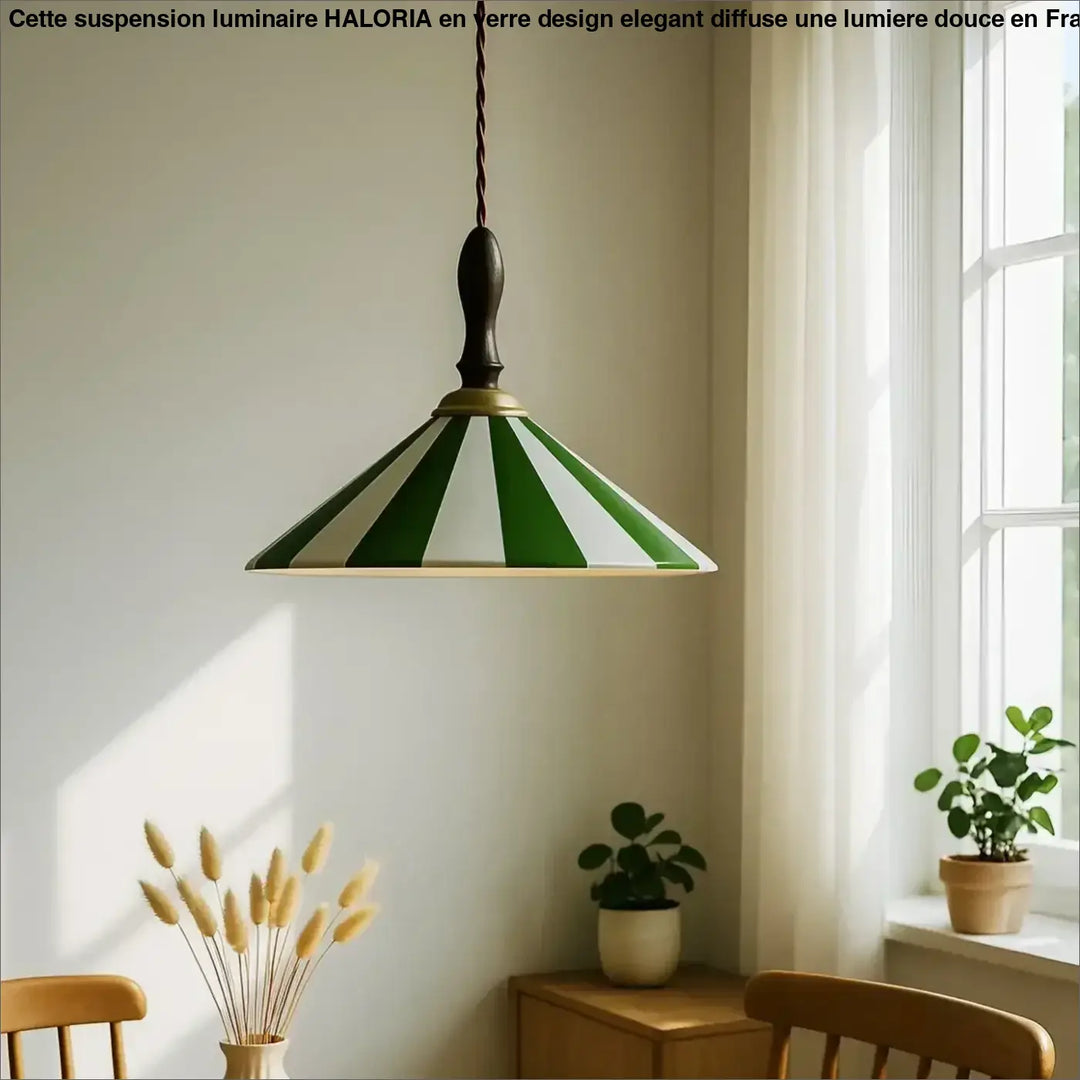 Suspension luminaire nadahy style vintage rayée vert et blanc avec un finial en bois foncé
