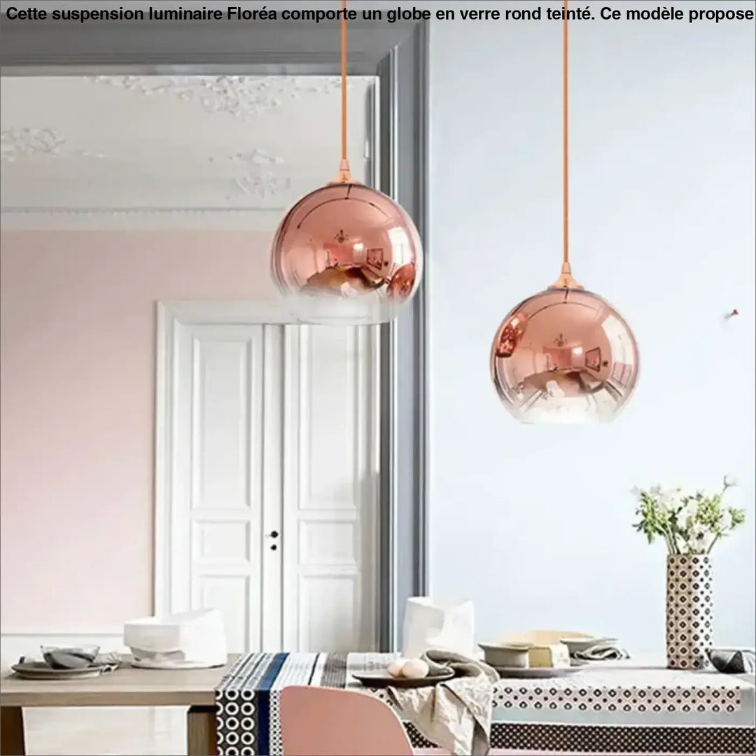 Suspension luminaire en verre rond teinté en doré, argent ou rose gold

