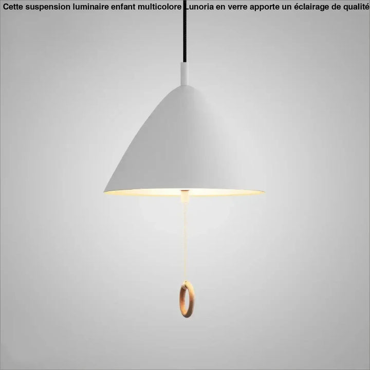 Suspension luminaire conique nouriah blanc avec éclairage intérieur chaud et anneau en bois pour tirer