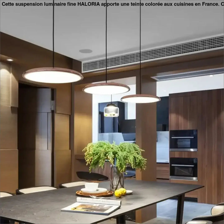 Suspension luminaire fine avec teinte colorée pour cuisine moderne

