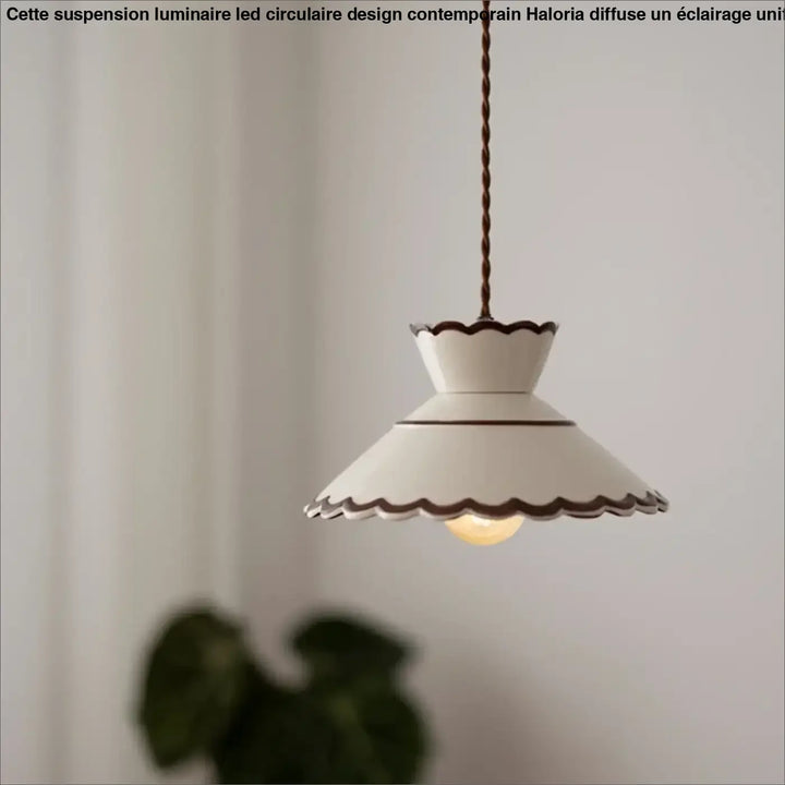 Suspension élégante style rétro beige chic vintage