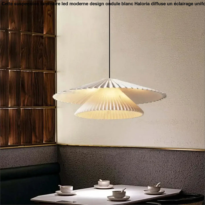 Suspension luminaire moderne plissée à étages design élégant

