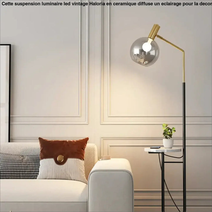 Lampadaire élégant noir et doré avec tablette au style moderne