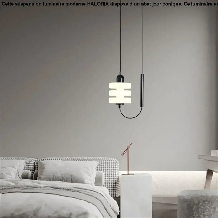 Suspension luminaire moderne avec abat jour conique en verre givré et bras métalliques noirs élégants
