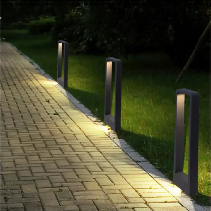 Luminaire extérieur design minimaliste en aluminium noir moderne