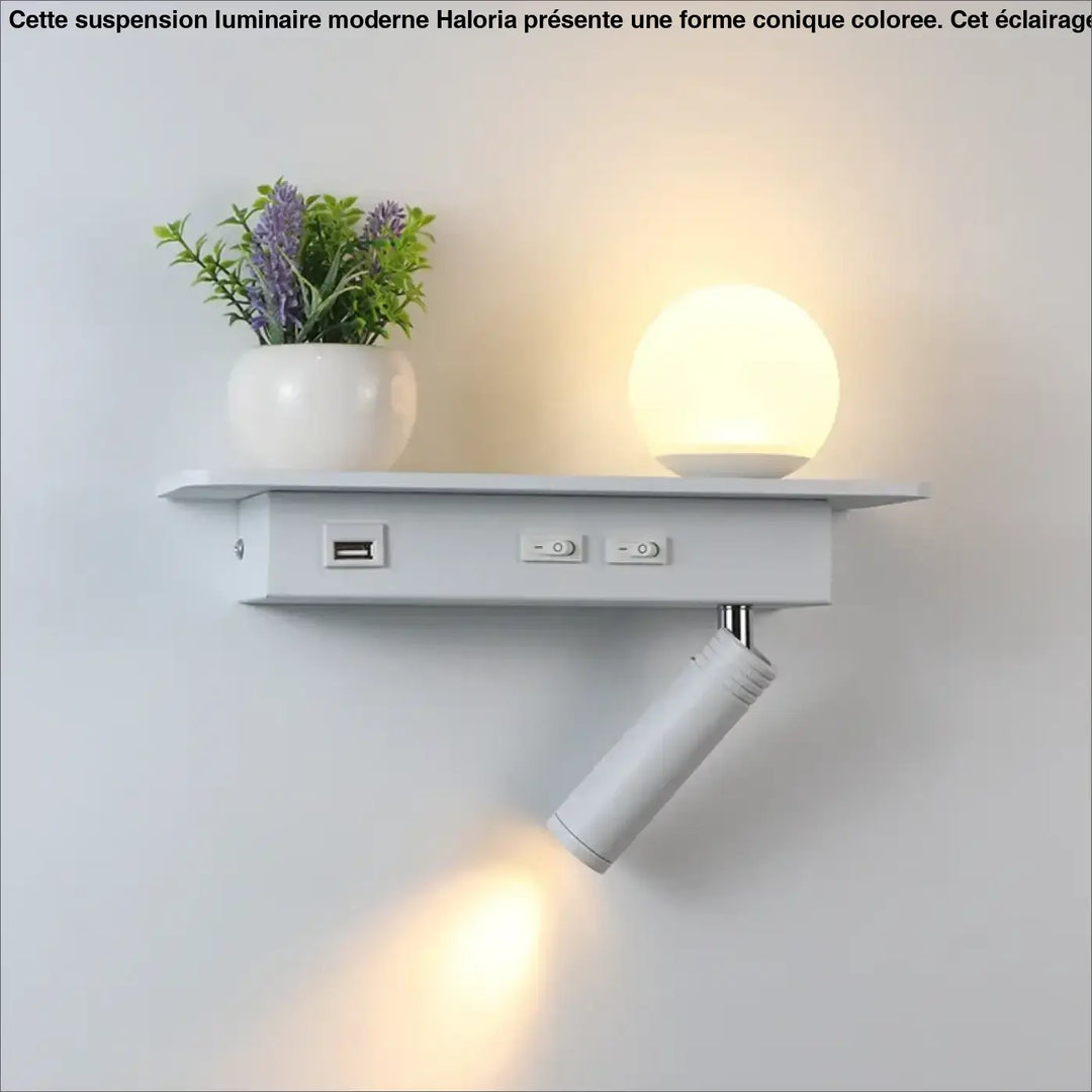 Applique murale moderne blanche avec lampe globe, spot réglable et port usb intégré modèle chary