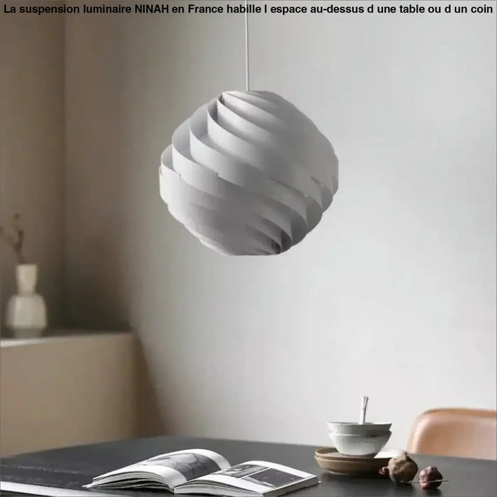 Suspension luminaire design spirale blanche moderne élégante