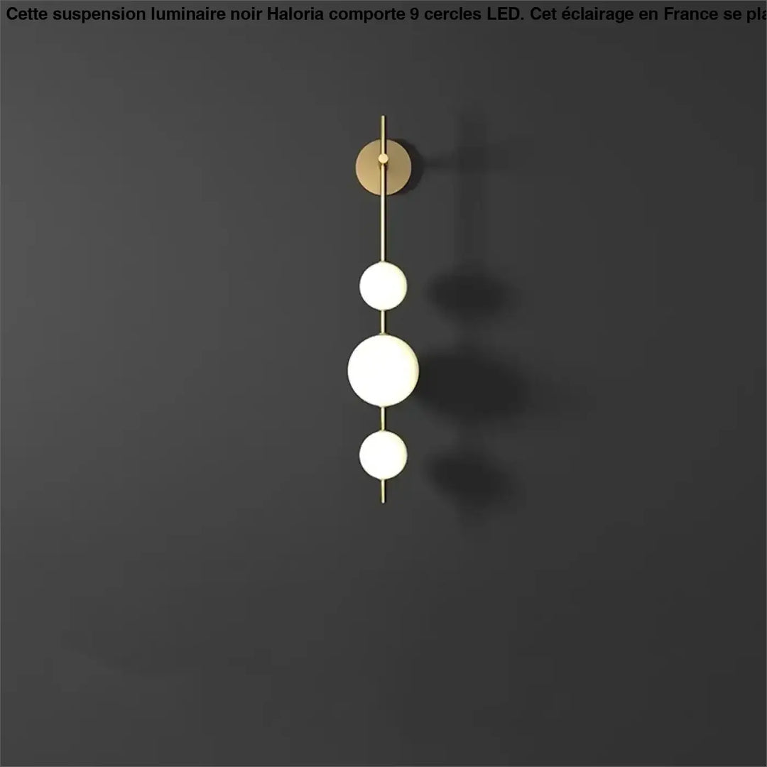 Applique murale design en métal avec boules suspendues blanches