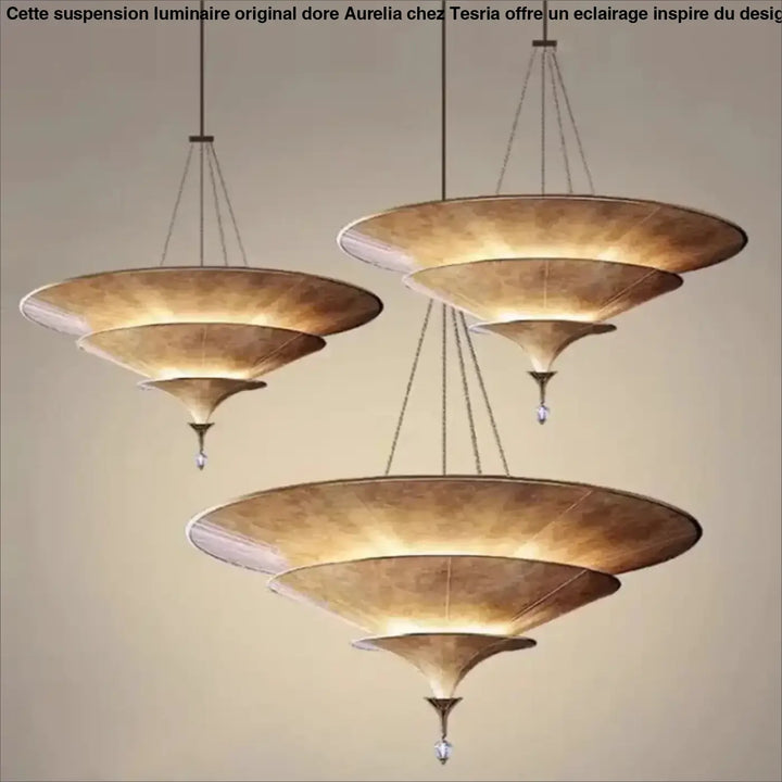 Suspension luminaire original doré inspiré du design oriental

