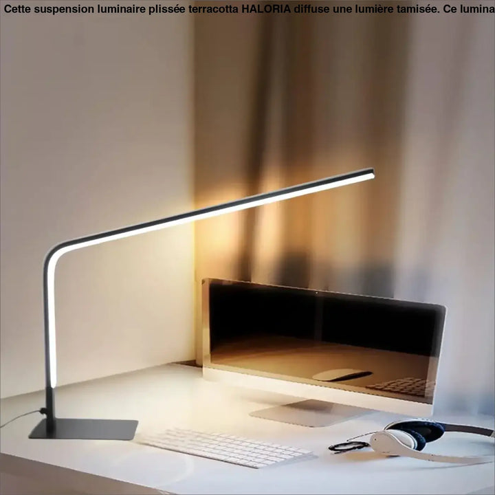 Lampe de table minini noire avec design minimaliste et lampe led contemporaine intégrée en bande led