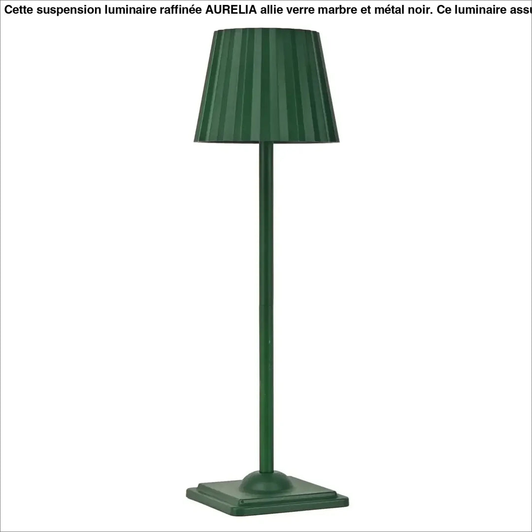 Lampe de table escale vert foncé avec abat-jour plissé et tige cylindrique élégante et fine
