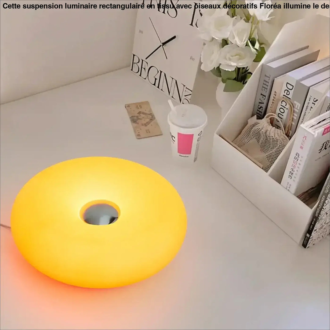 Lampe de table hausla en led jaune en forme de donut lumineuse avec design unique pour une idée cadeau originale