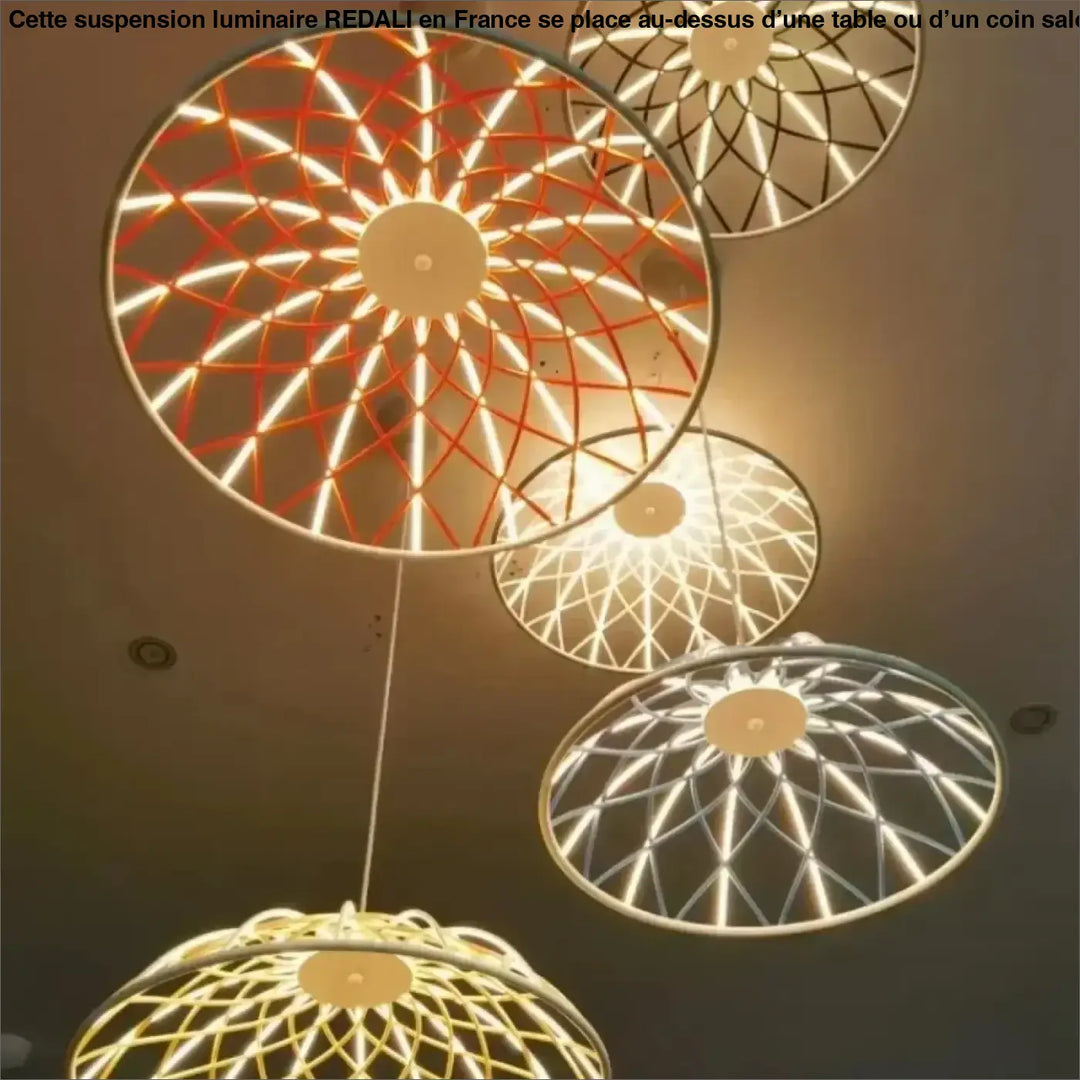 Suspension design moderne dôme tressé multicolore élégante
