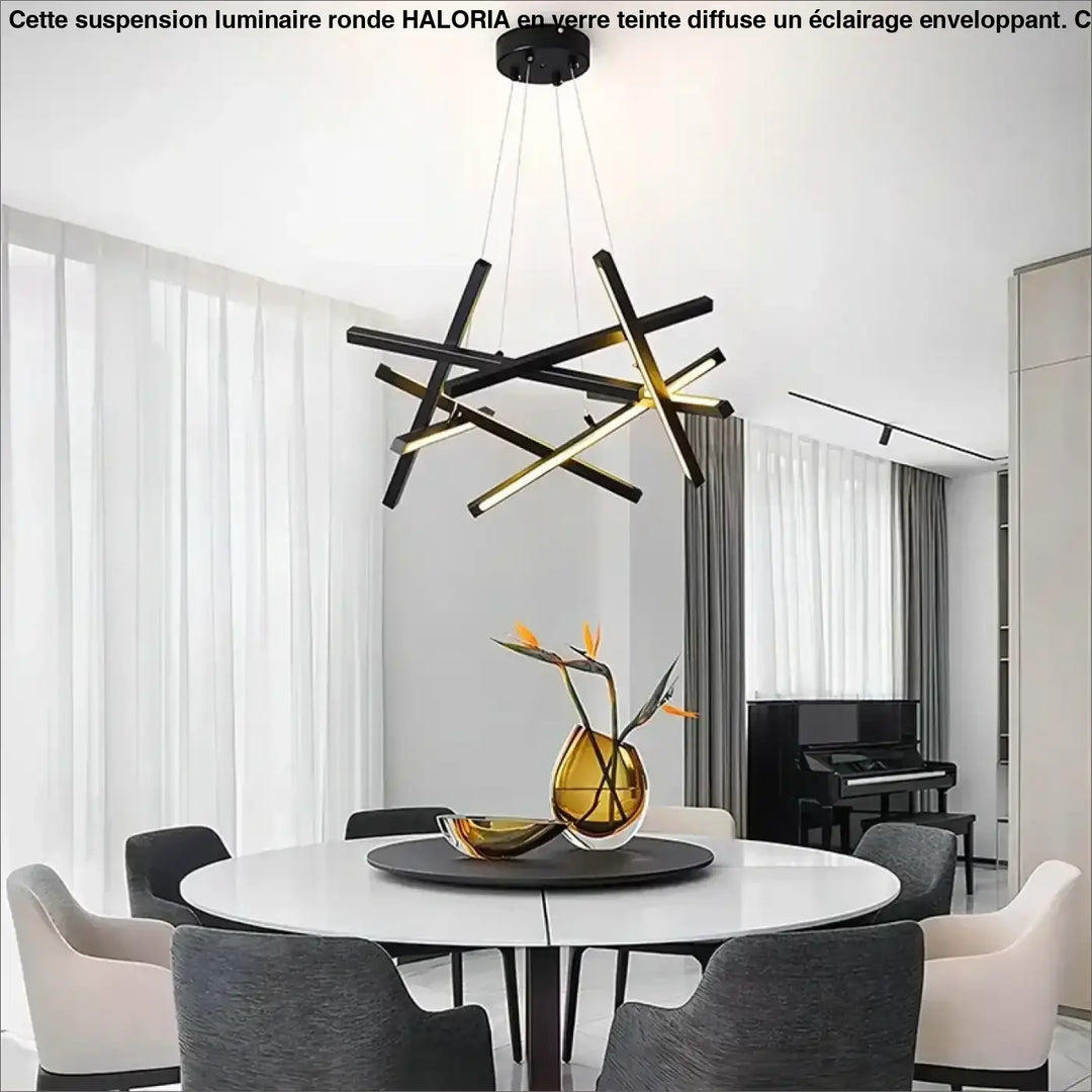 Suspension luminaire kados noir et or avec tiges géométriques entrelacées en métal pour éclairage blanc chaud ou blanc froid adaptés aux mètres carrés