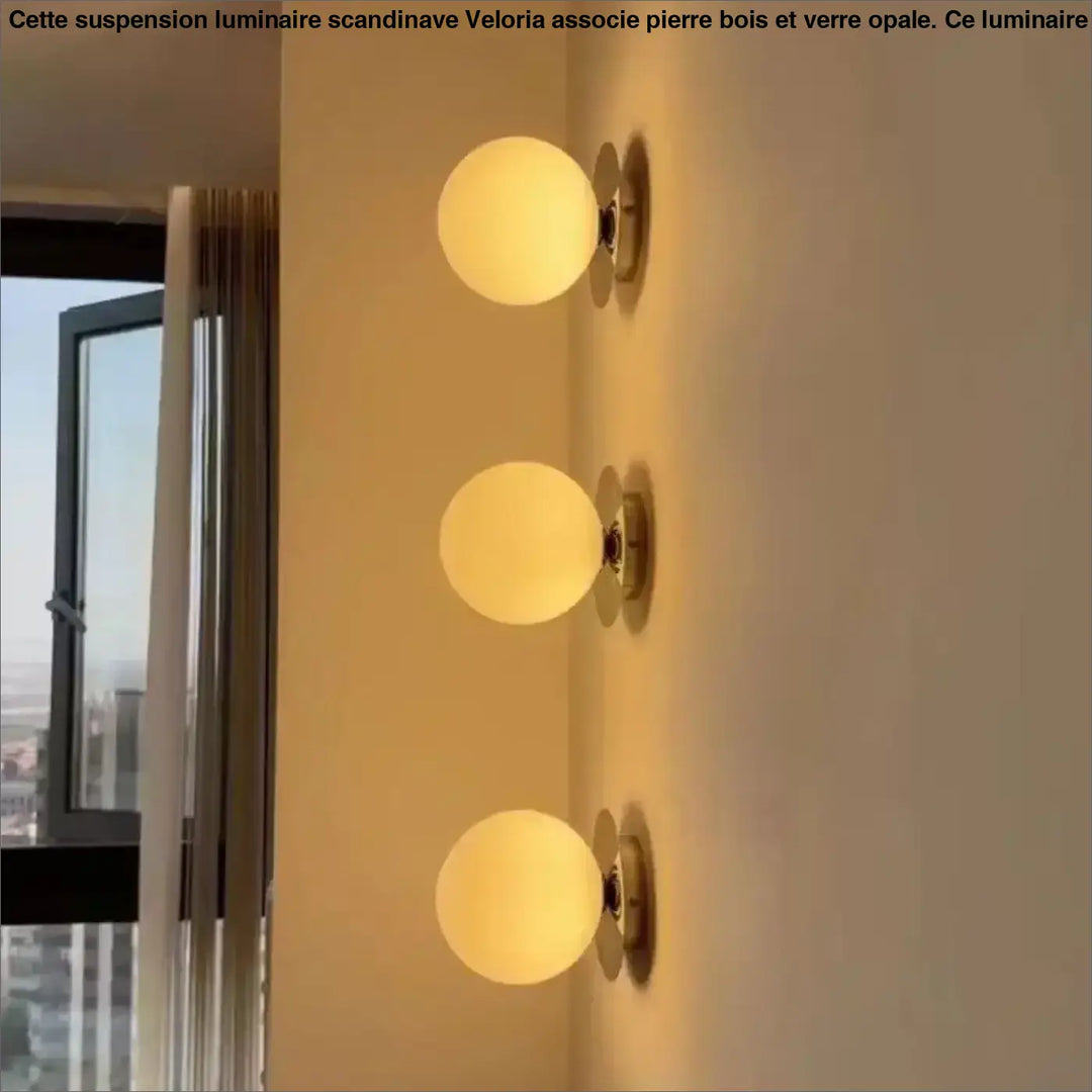 Applique murale moderne en verre opalin pour salle de bain design