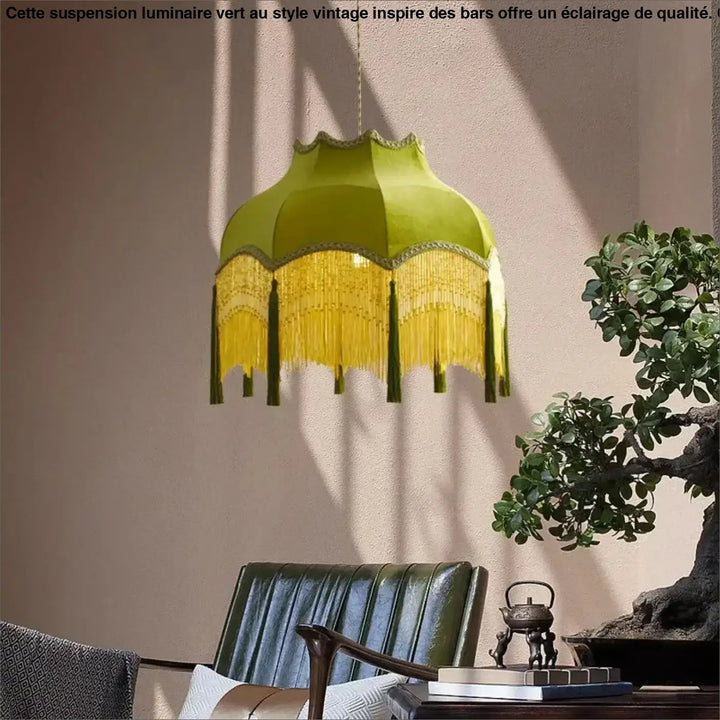 Suspension luminaire vert au style vintage inspiré des vieux bars

