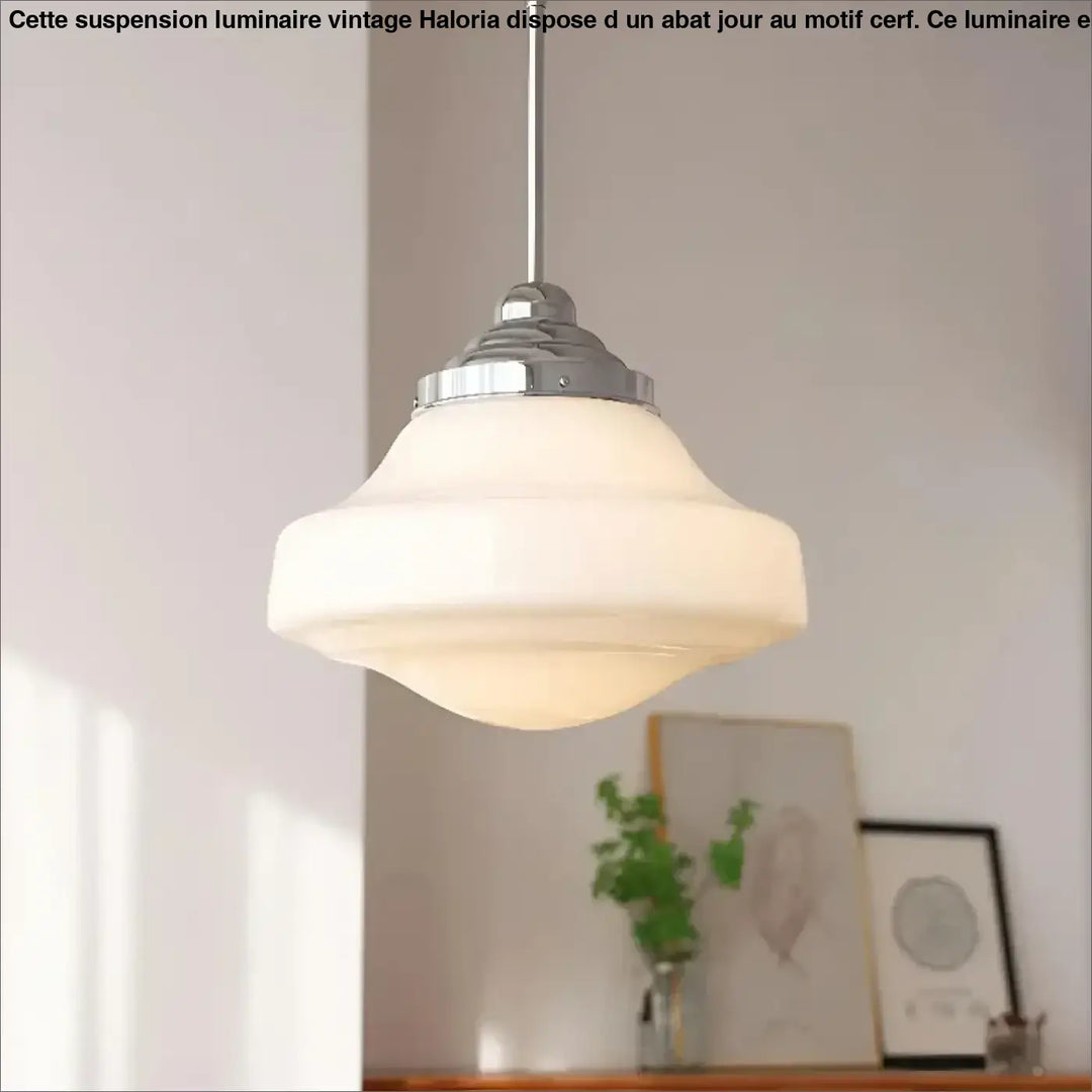 Suspension luminaire rétro en verre opalin et en métal chromé
