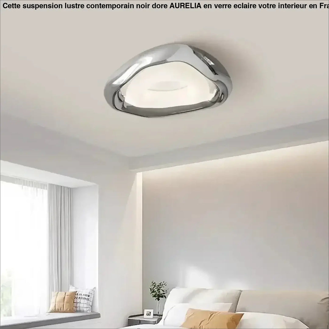 Plafonnier led design moderne chromé forme organique élégante

