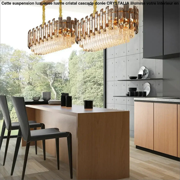 Suspension luminaire élégante en cristal avec reflets dorés