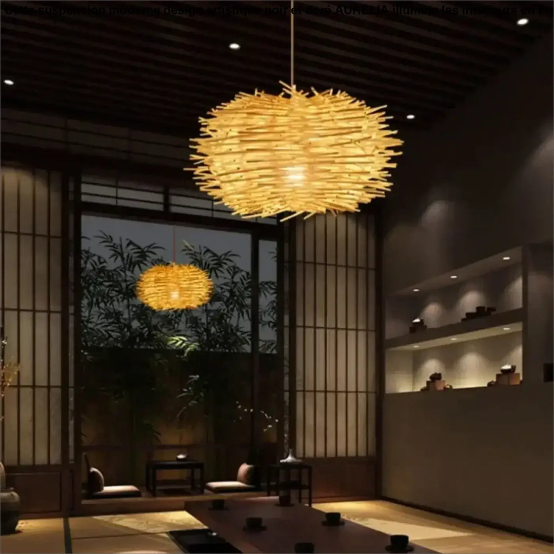 Suspension moderne design artistique noir et doré aurelia en bambou naturel tissé sphérique et lumineuse
