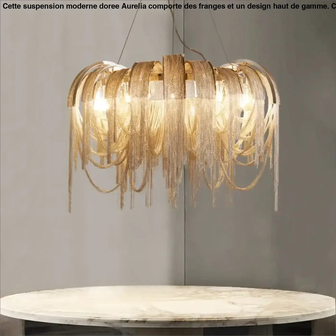 Suspension Moderne Dorée À Franges Élégante Et Tendance Style