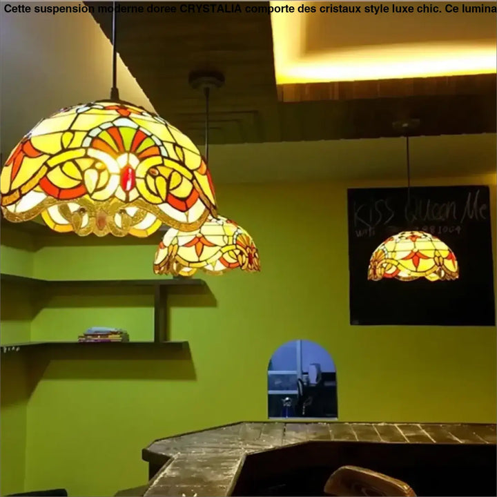 Suspension luminaire vintage en verre coloré style tiffany élégant