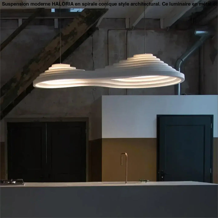 Suspension moderne en spirale conique style architectural

