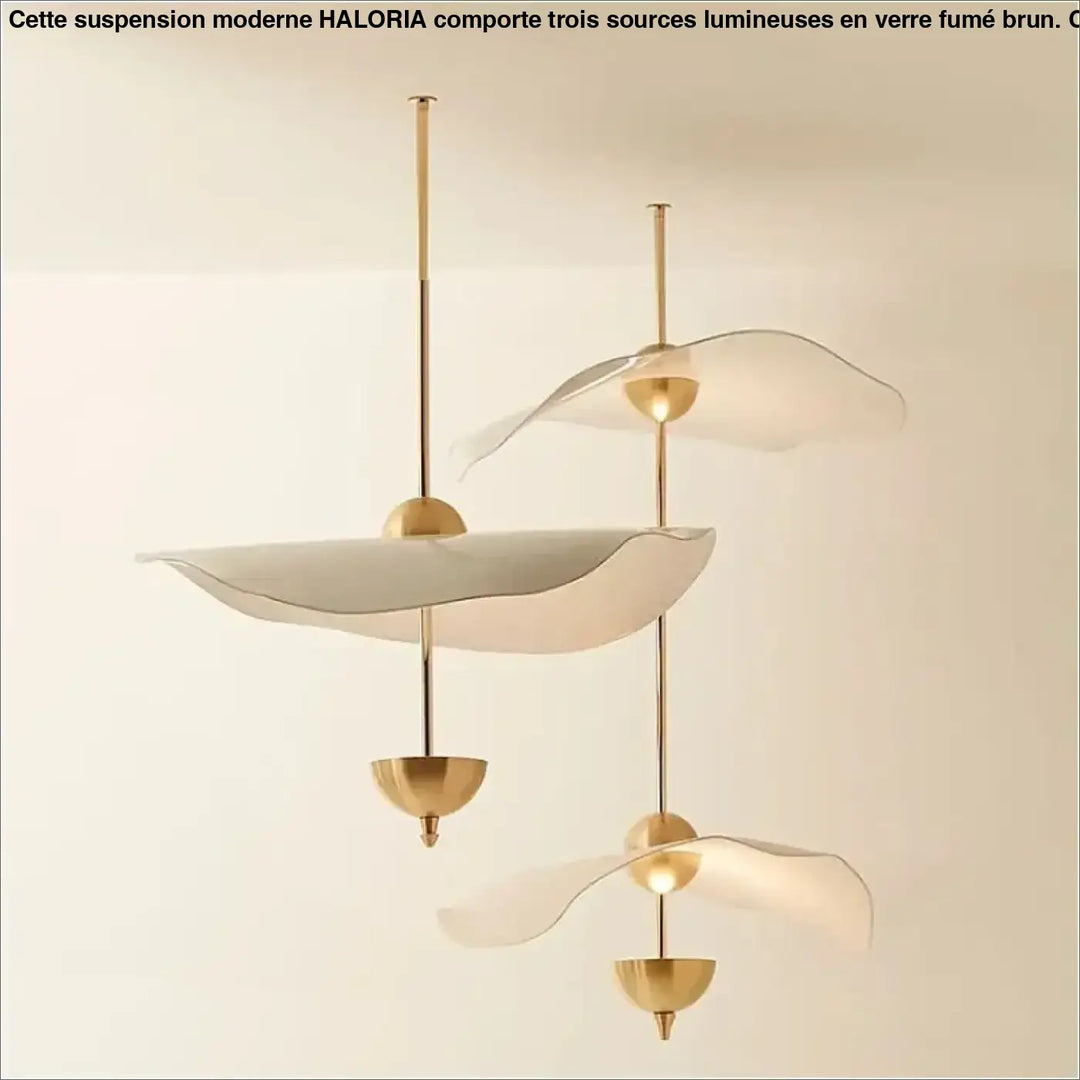 Suspension luminaire moderne dorée design aérien élégant