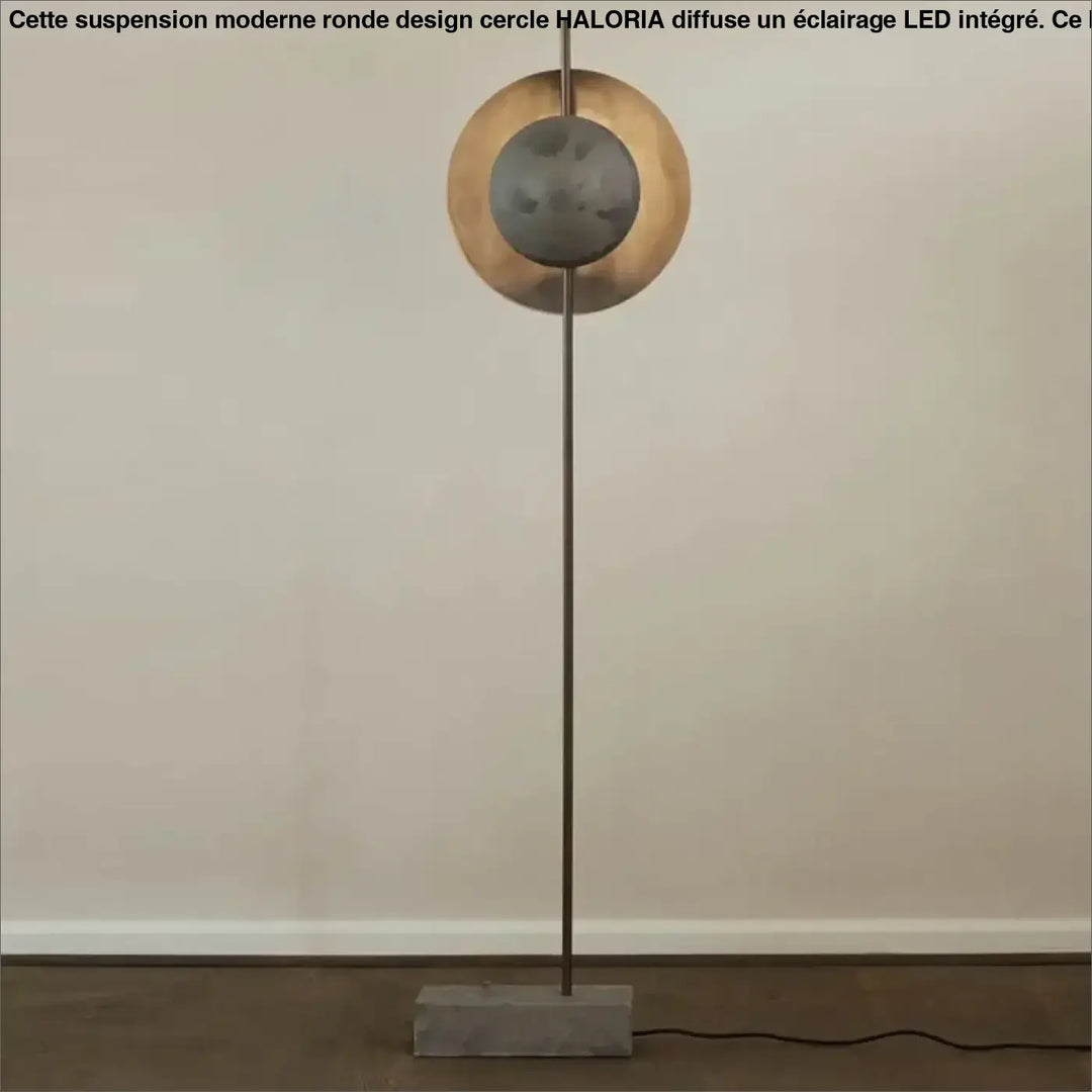 Lampadaire contemporain en métal et globe central moderne