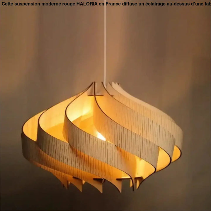Suspension artistique en bois naturel design chaleureux