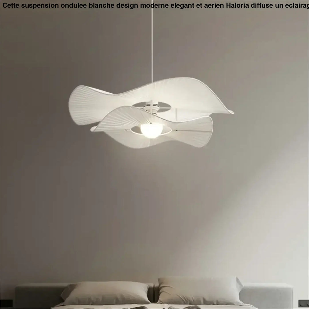 Suspension Ondulée Blanche Design Moderne Élégant et Aérien

