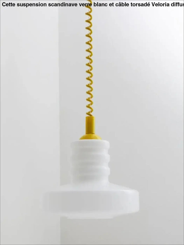 Suspension scandinave Verre Blanc et Câble Torsadé 