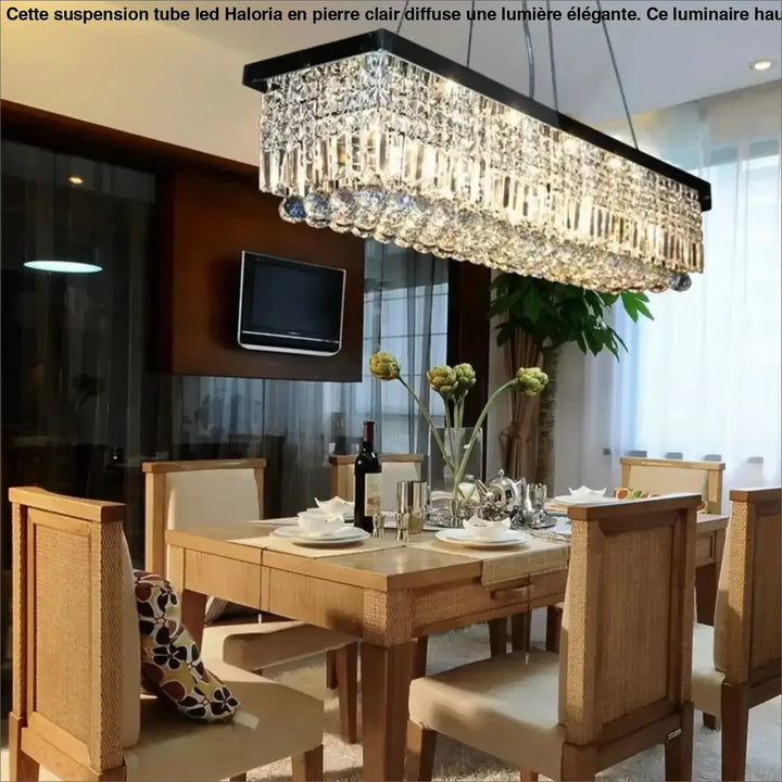 Suspension rectangulaire dorée avec pampilles en cristal moderne

