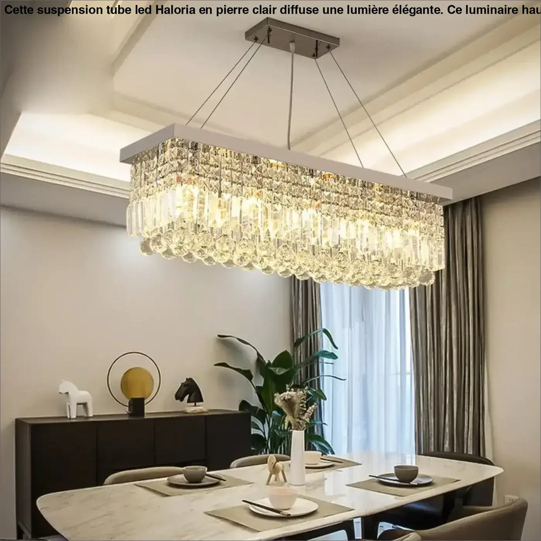 Suspension rectangulaire dorée avec pampilles en cristal moderne


