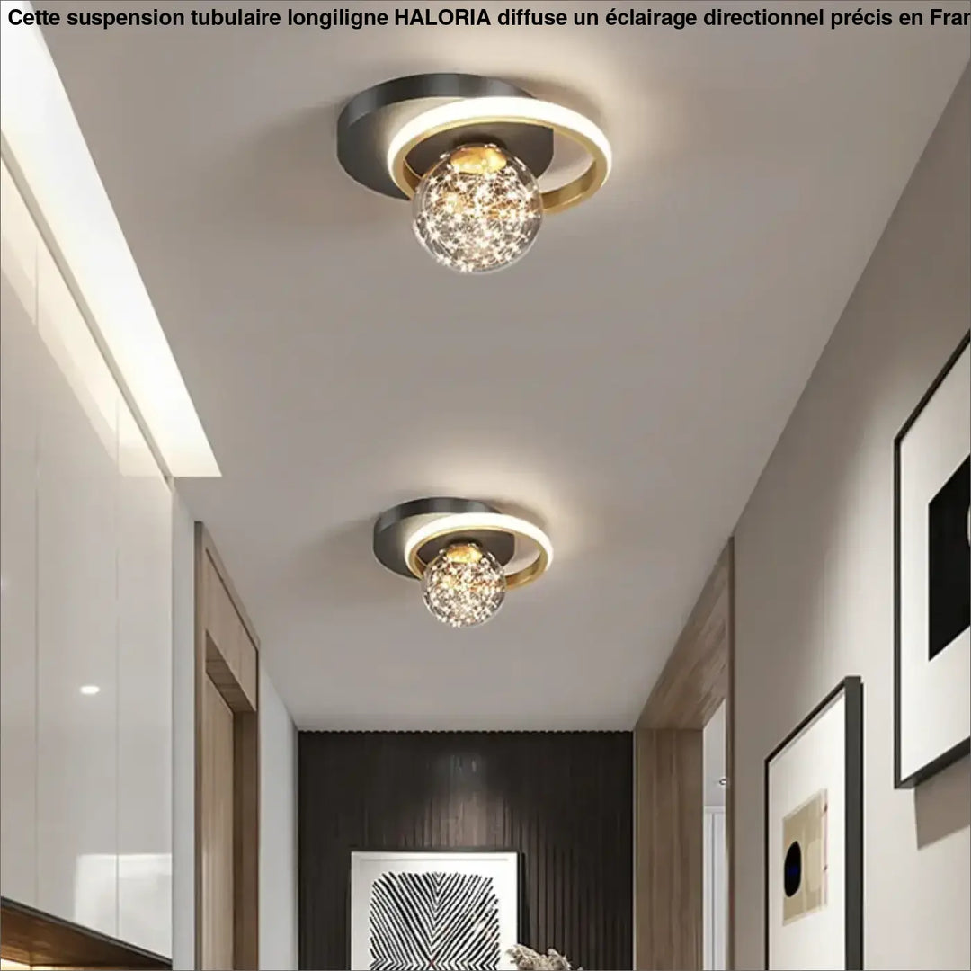 Plafonnier design avec boule cristal et lumière tamisée