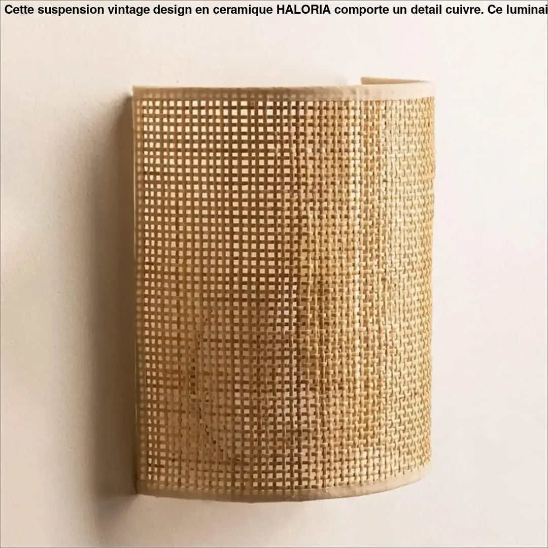 Applique murale en bambou courbé pour lumière zen et épurée