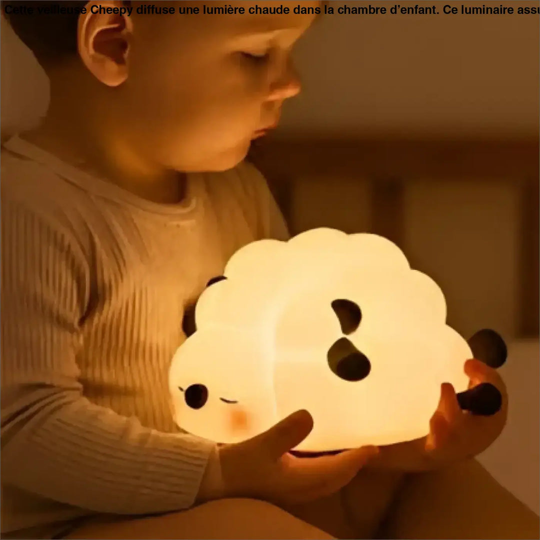 Veilleuse cheepy panda en peluche blanche douce avec yeux brodés noirs offrant une présence lumineuse agréable