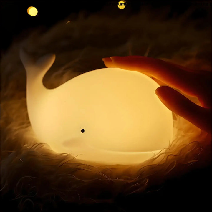 Veilleuse flammy led chambre d’enfant en forme de baleine blanche douce avec lumière douce et design simple